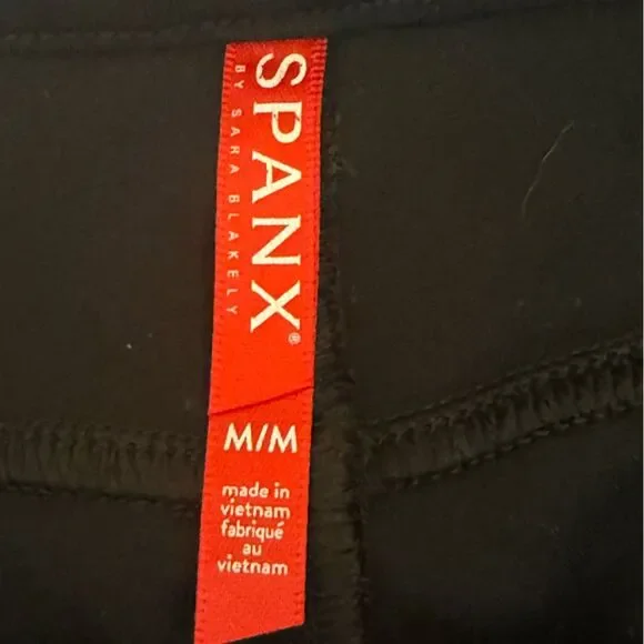 SPANX - The Perfect Black Pant Cropped Flare Ponte Pants 20260R - size M - Picture 3 of 6